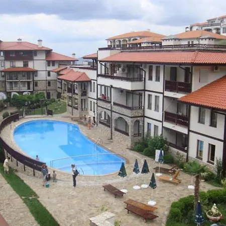 St.vlas Apartment *